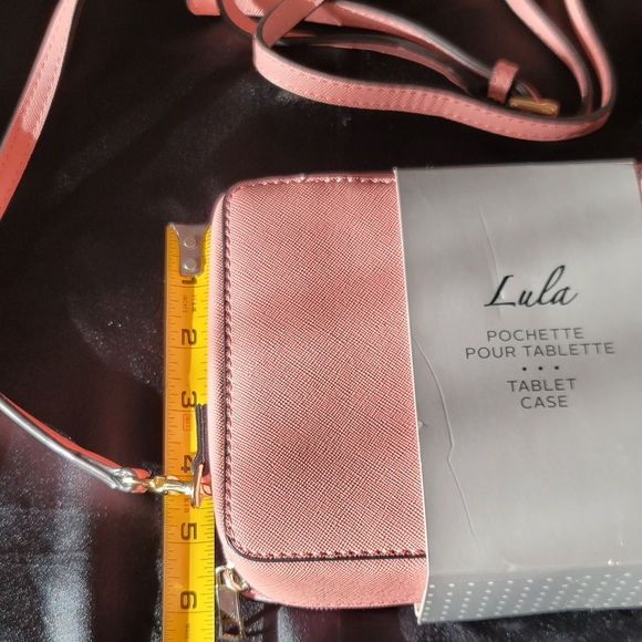 LULA TABLET CASE - Picture 3 of 8